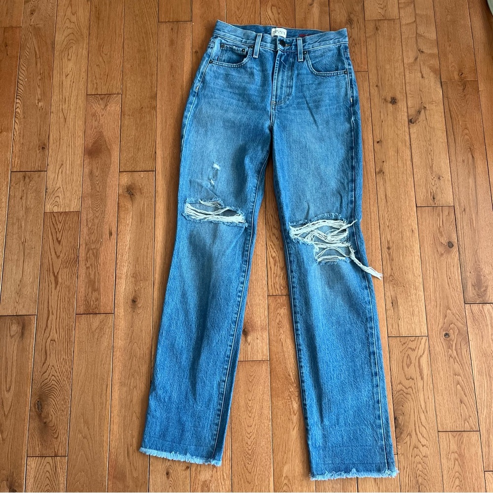 Alice + Olivia Amazing High Waist Ripped Boyfriend Jeans - Size 25 - Picture 2 of 7